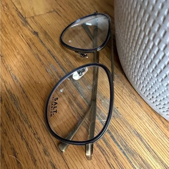 SALT Columbia 56 Glasses Brand New!